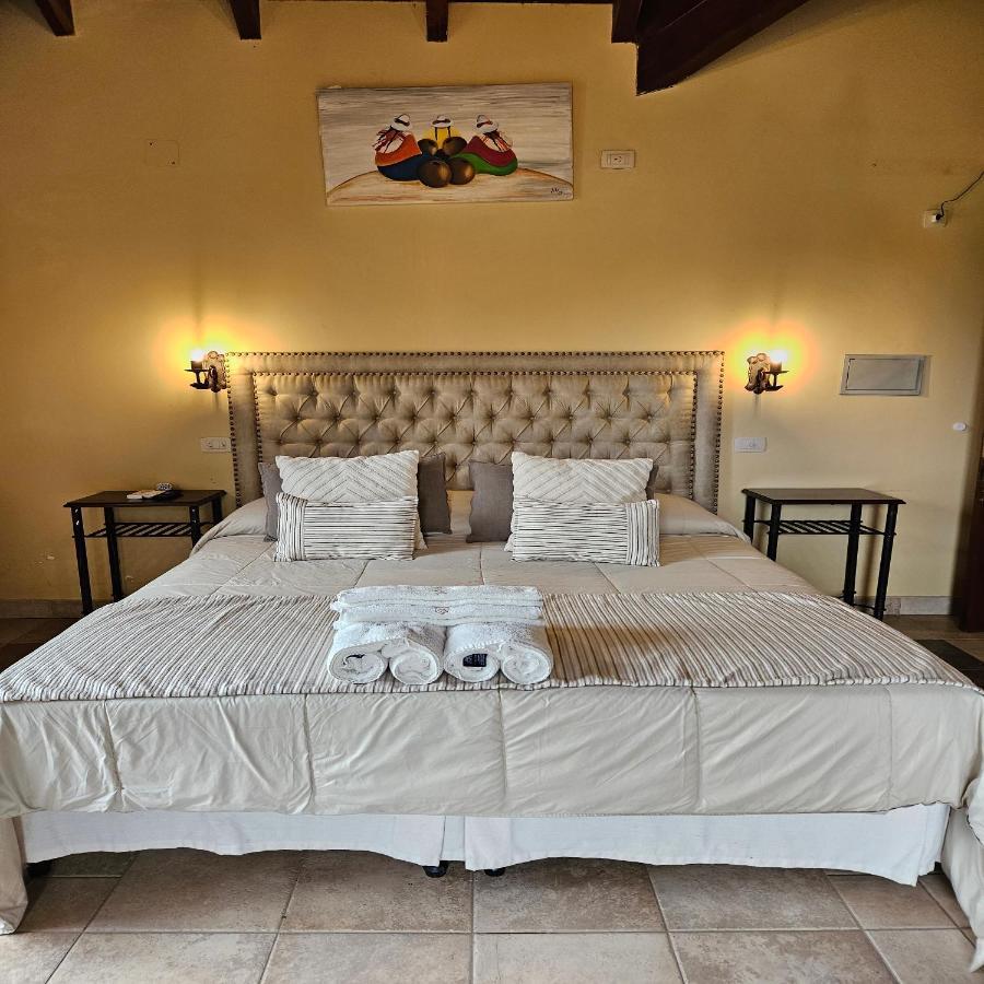 Rincon Del Cerro Hotel San Lorenzo  Ngoại thất bức ảnh